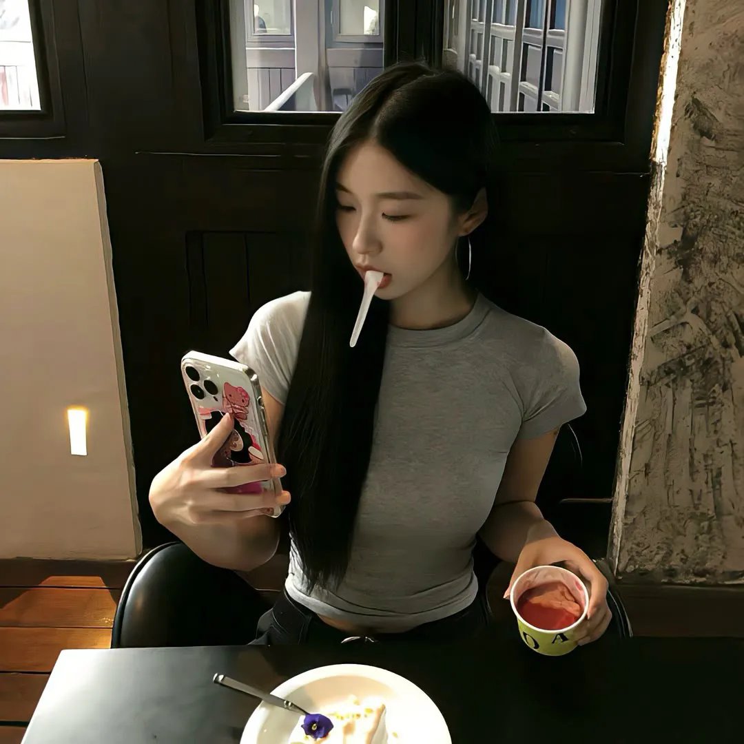张逸凡